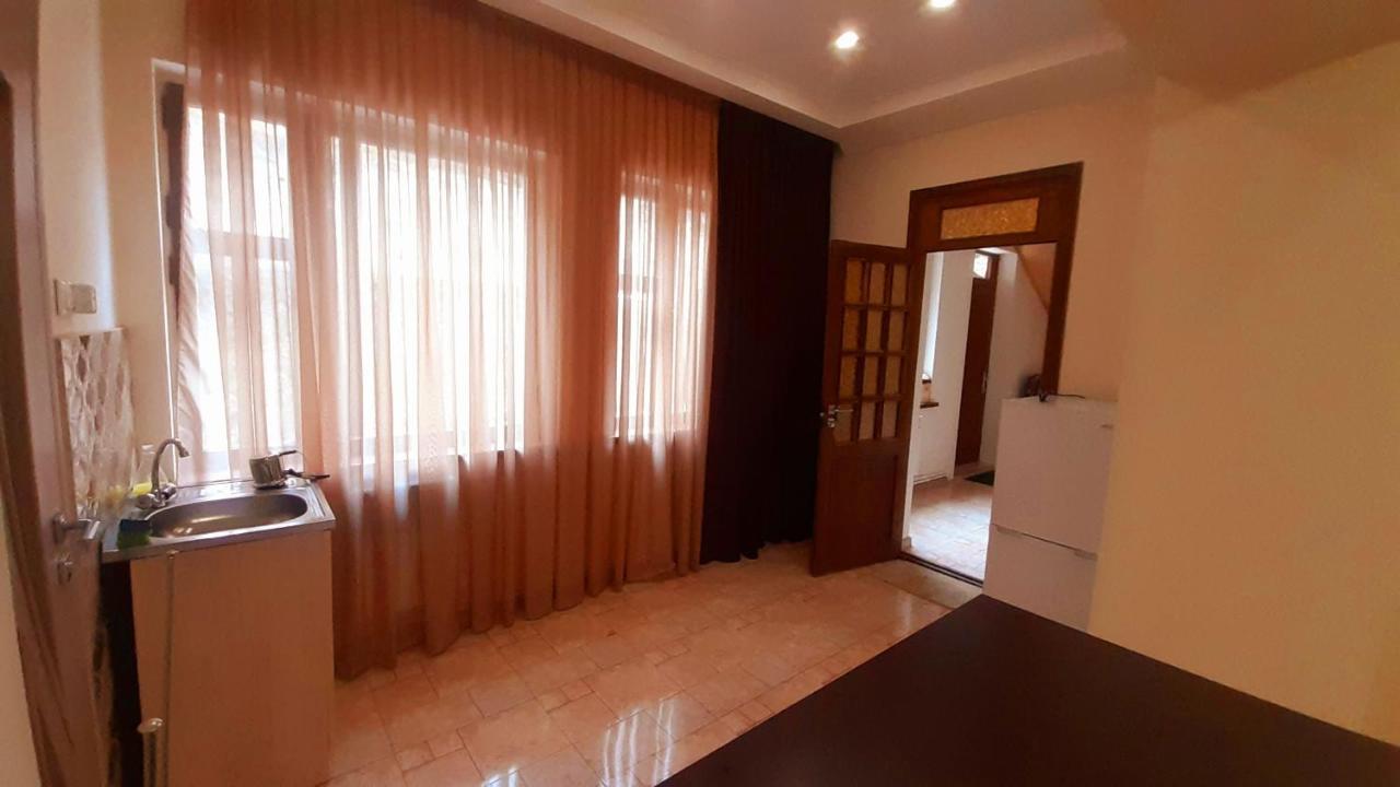 Hotel Dilijan Old Center Bagian luar foto