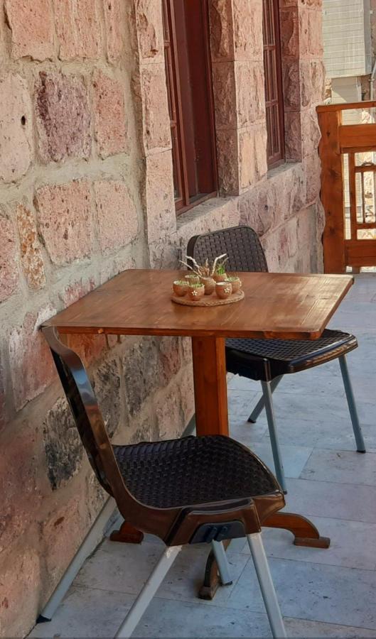 Hotel Dilijan Old Center Bagian luar foto