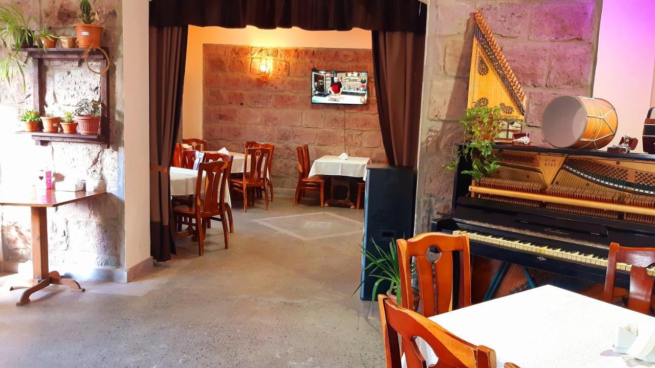 Hotel Dilijan Old Center Bagian luar foto