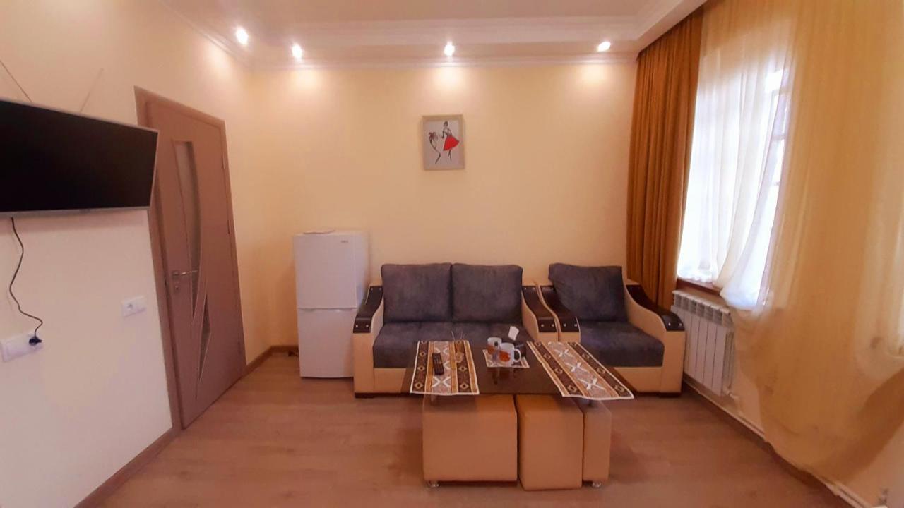 Hotel Dilijan Old Center Bagian luar foto
